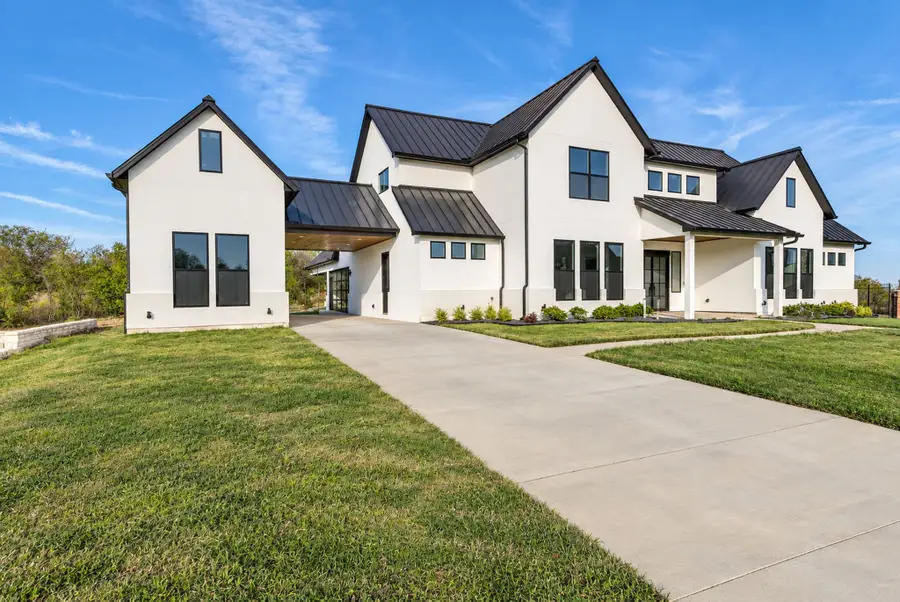 1111 Periwinkle Court, Grand Prairie, TX 75104 - #3