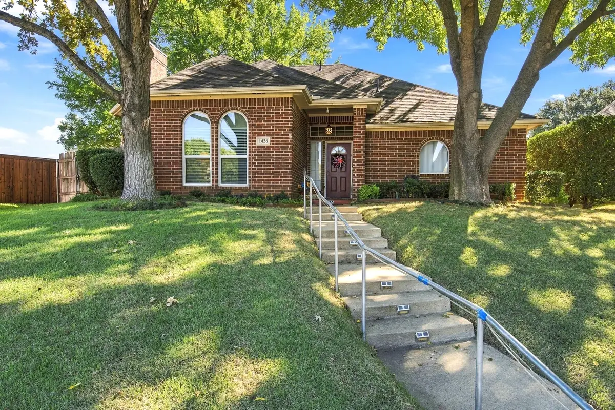 1428 Swan Court, Lewisville, TX 75077 - #1