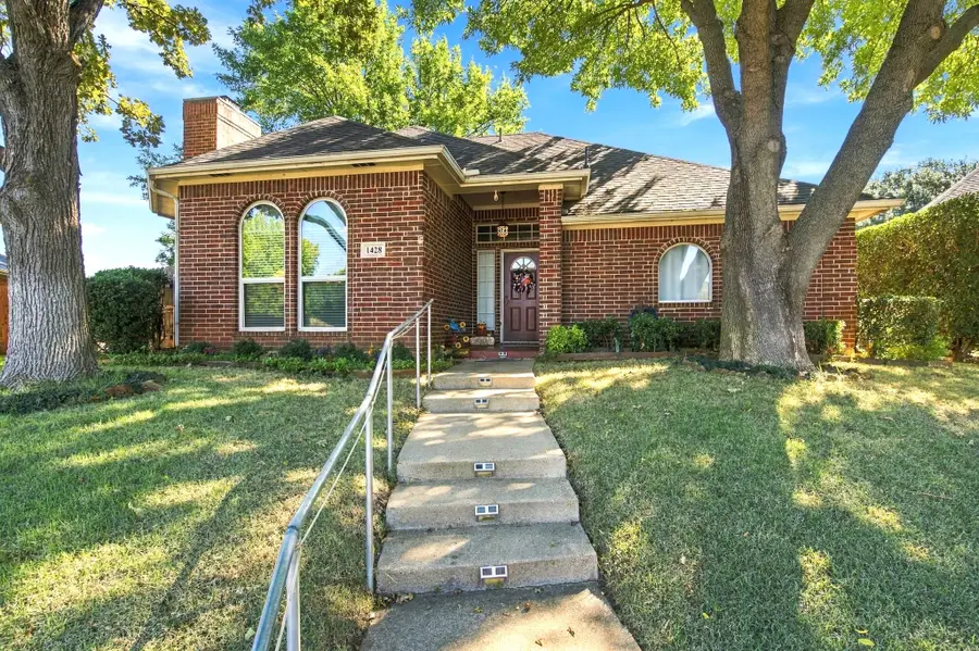 1428 Swan Court, Lewisville, TX 75077 - #2