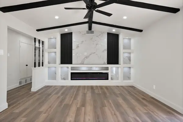 858 Lexington Drive, Lancaster, TX 75134