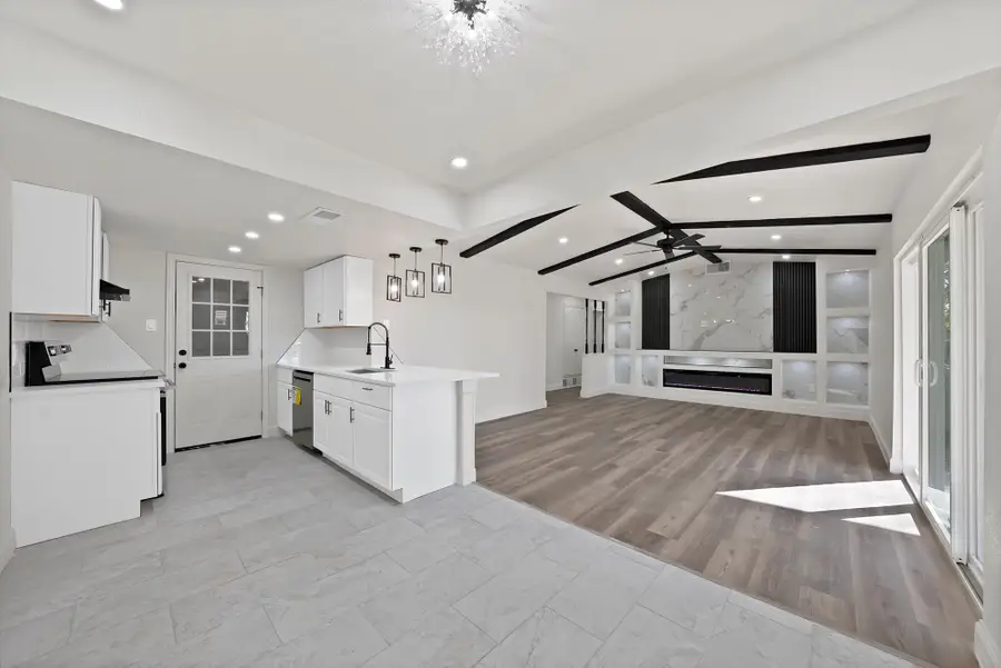 858 Lexington Drive, Lancaster, TX 75134 - #2