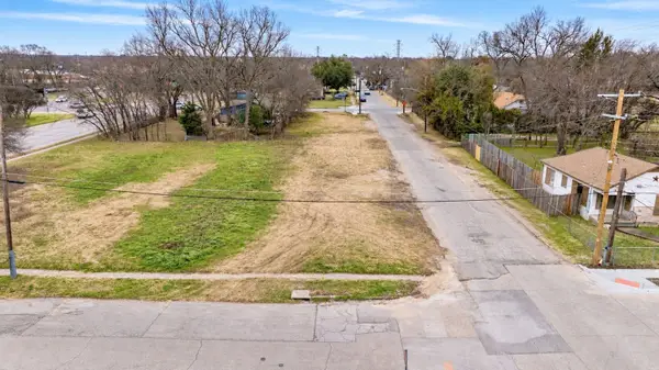3301 Metropolitan Avenue, Dallas, TX 75210