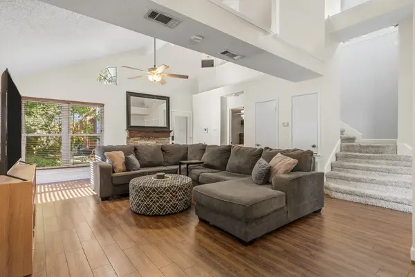 1813 Quail Run Drive, Garland, TX 75040