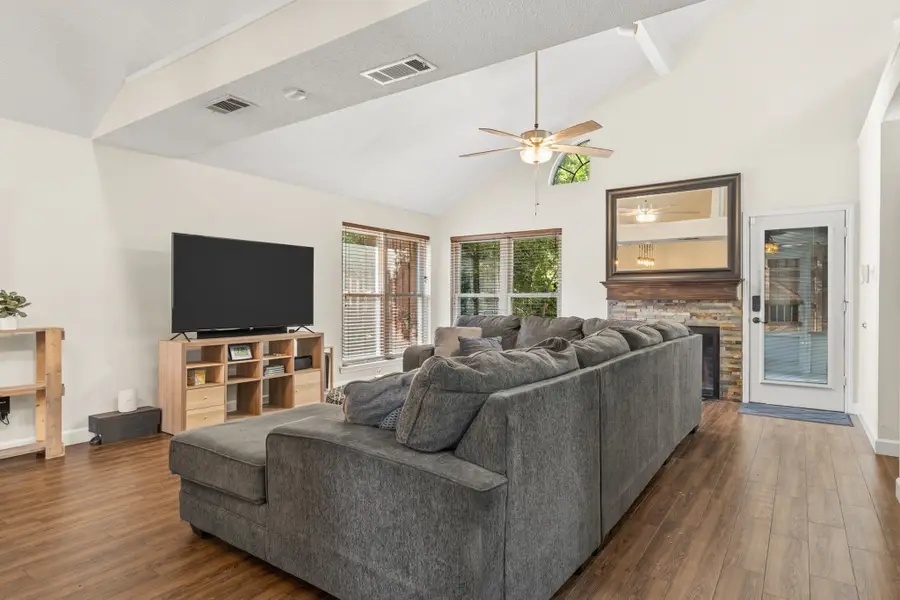 1813 Quail Run Drive, Garland, TX 75040 - #2