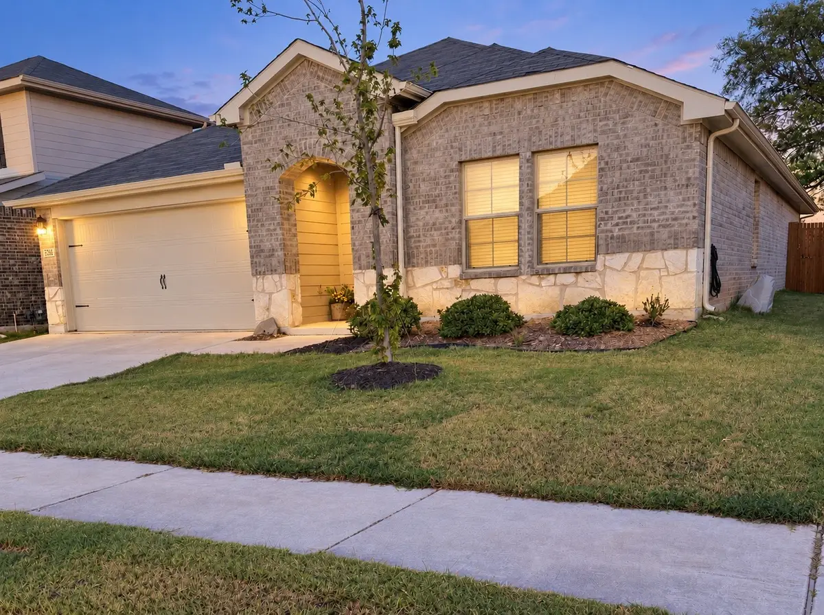 5206 Totem Trail, Denton, TX 76207 - #1