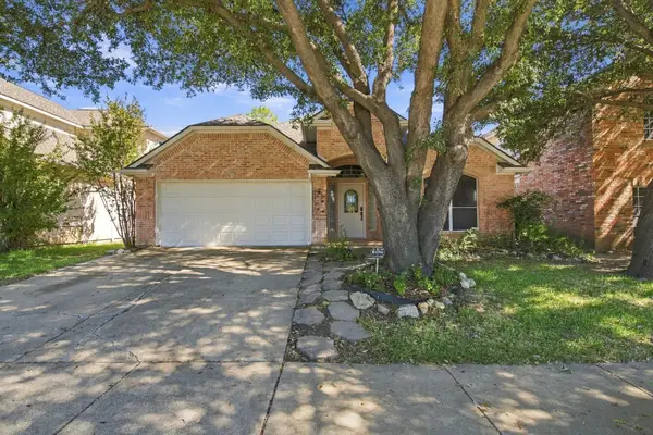 8532 Western Meadows Drive, Fort Worth, TX 76244