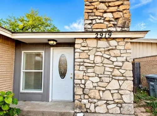 2919 Lourdes Street, Dallas, TX 75211