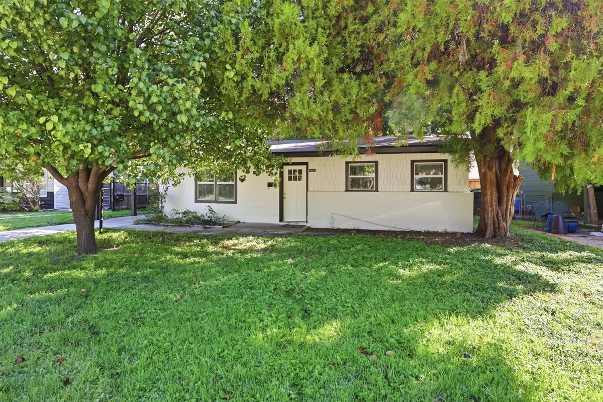 5885 Tracyne Drive, Westworth Village, TX 76114 - #1