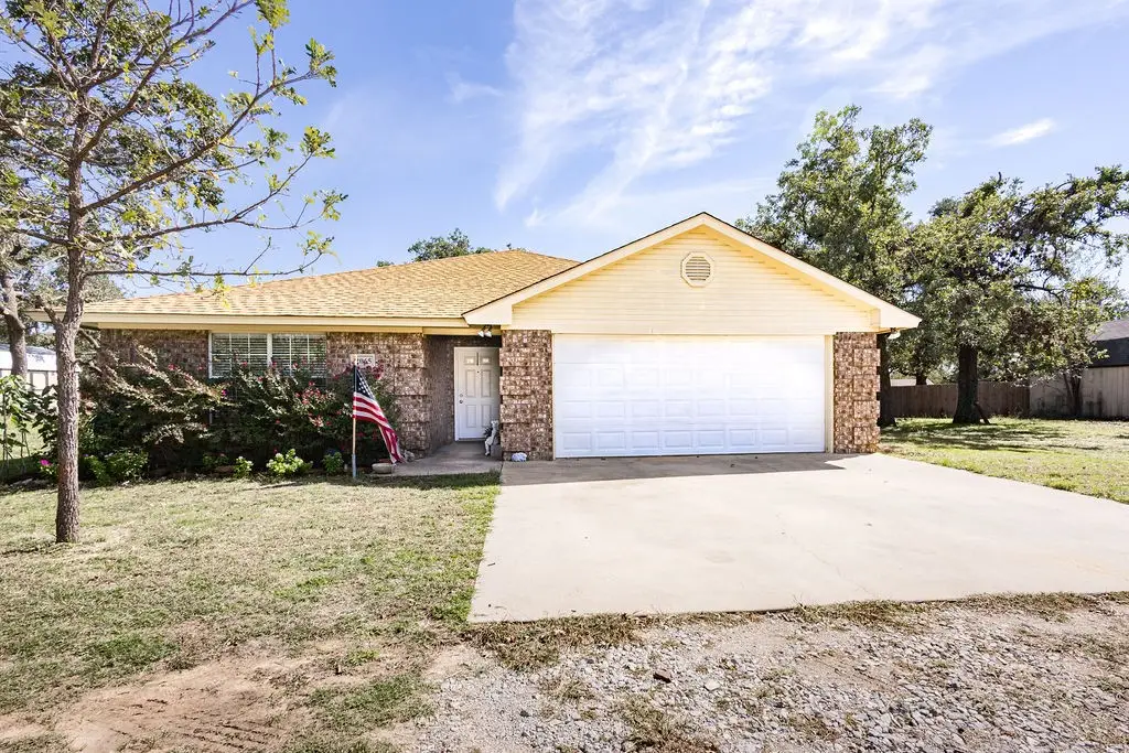 2065 J E Woody Road, Springtown, TX 76082 - #1