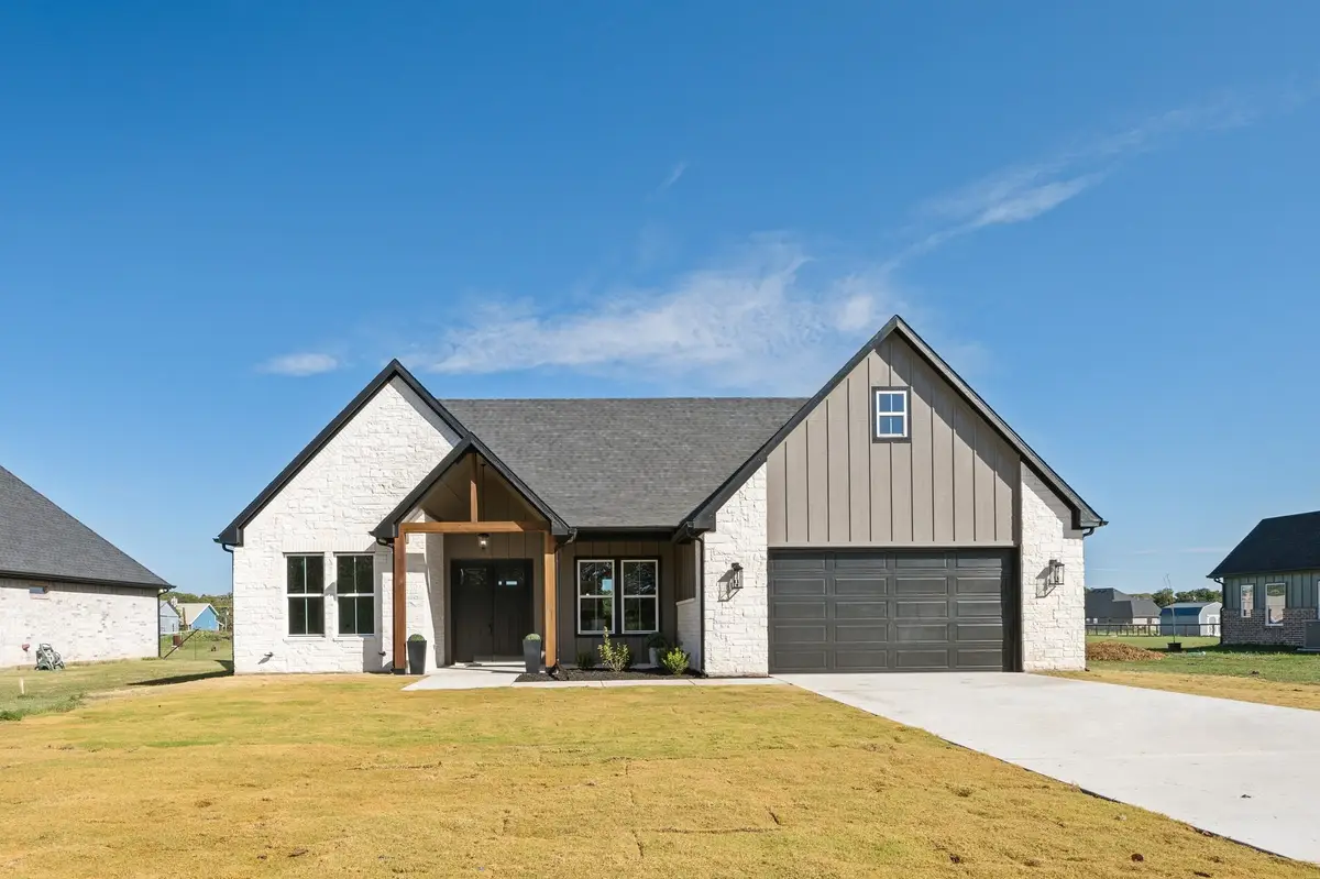 9513 Dripping Springs Road, Denison, TX 75021 - #1
