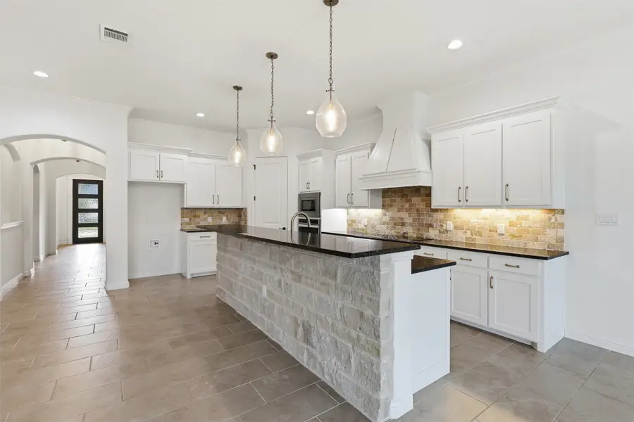 1473 Highland Park Circle, Granbury, TX 76048 - #2