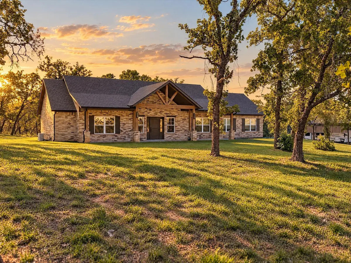 245 Creek Crossing Street, Alvord, TX 76225 - #1