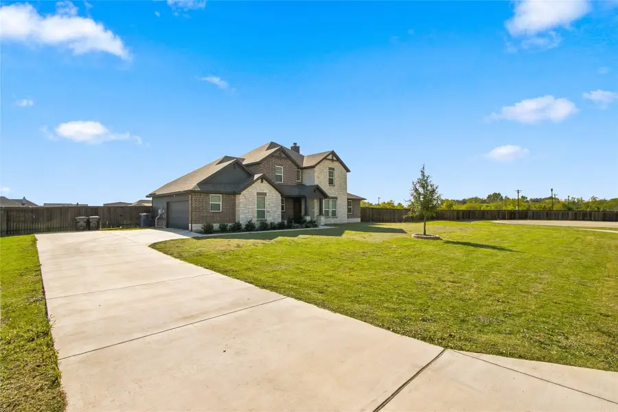 1138 Cr 138 Road, Oak Ridge, TX 75161 - #2
