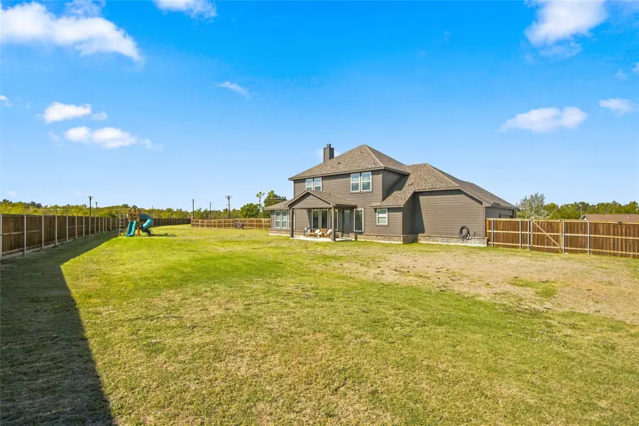 1138 Cr 138 Road, Oak Ridge, TX 75161 - #3