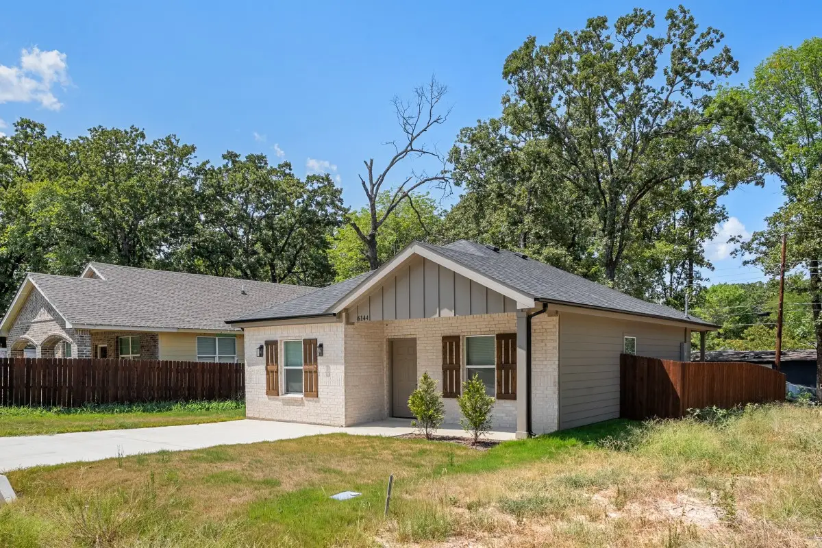 6144 Shawnee Drive, Mabank, TX 75156 - #1