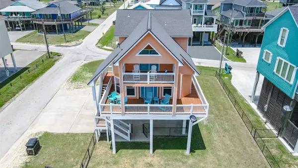 2774 Gulfview Lane, Crystal Beach, TX 77650