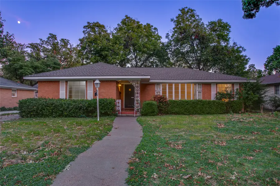 6726 Braeburn Drive, Dallas, TX 75214 - #3