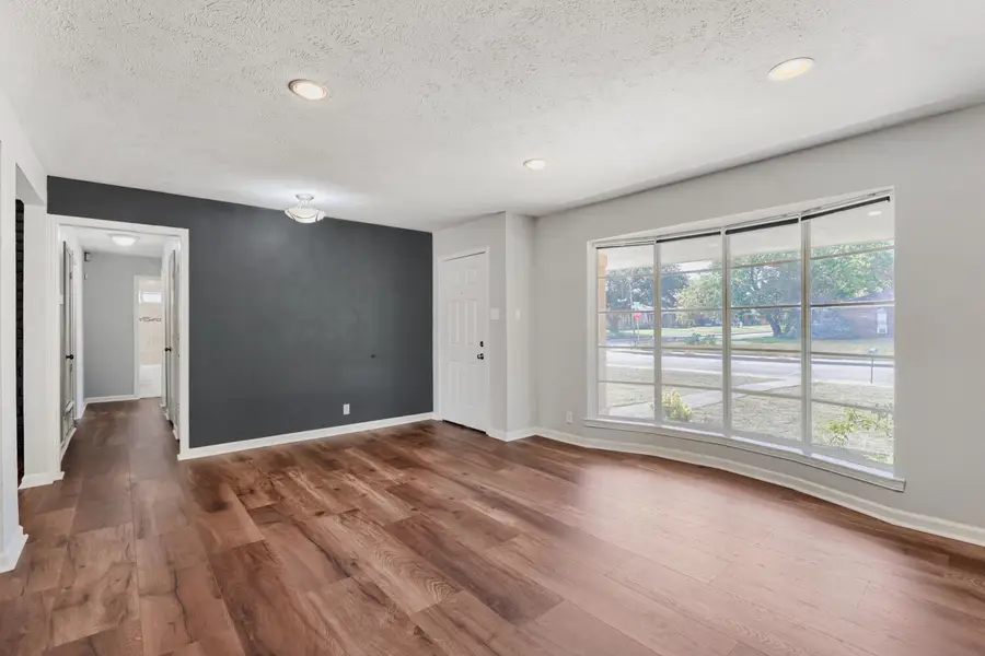 701 Knollridge Drive, Lewisville, TX 75077 - #2