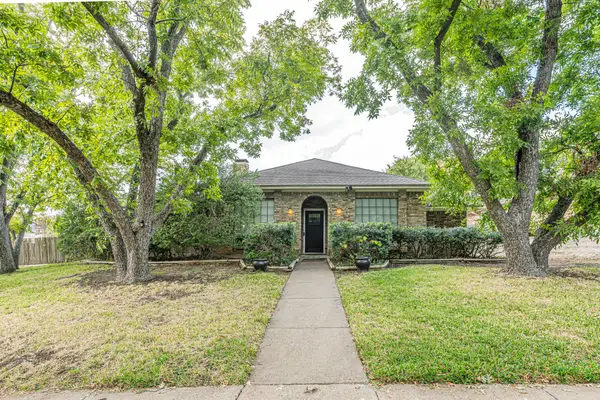 7003 Claybrook Drive, Dallas, TX 75231