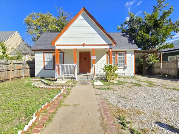 2806 Harlandale Avenue, Dallas, TX 75216