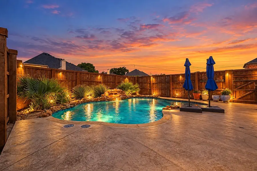 2201 Yosemite Court, Carrollton, TX 75006 - #2