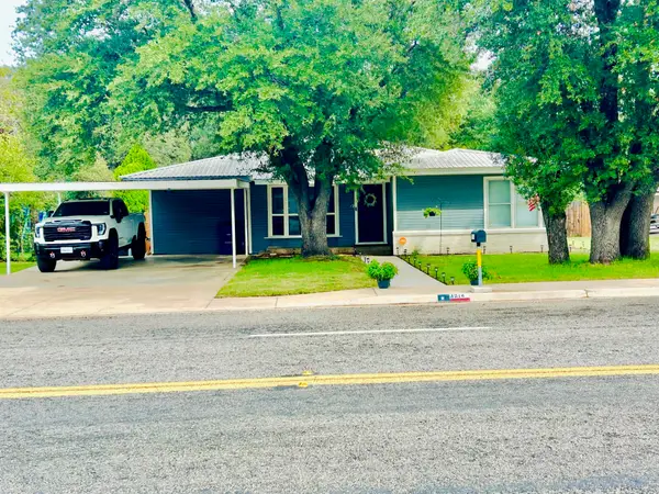 3914 Austin Avenue, Brownwood, TX 76801