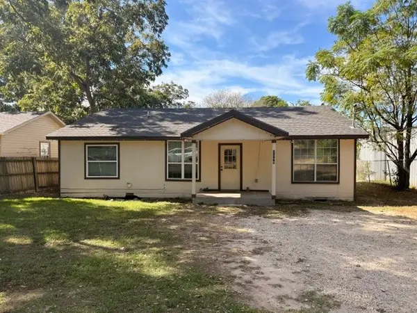 1309 N Crockett, Mt Pleasant, TX 75455