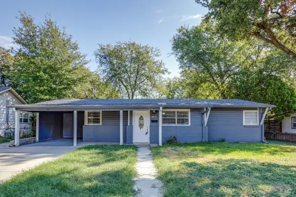 1812 Del Rancho Drive, Irving, TX 75061