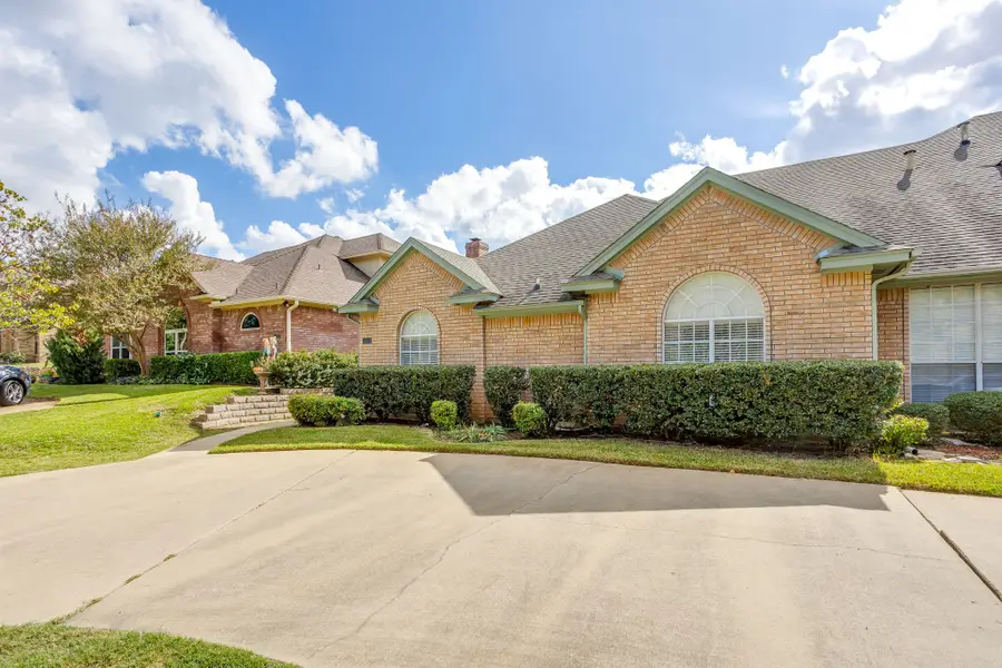 1813 W Wall Street, Grapevine, TX 76051 - #3
