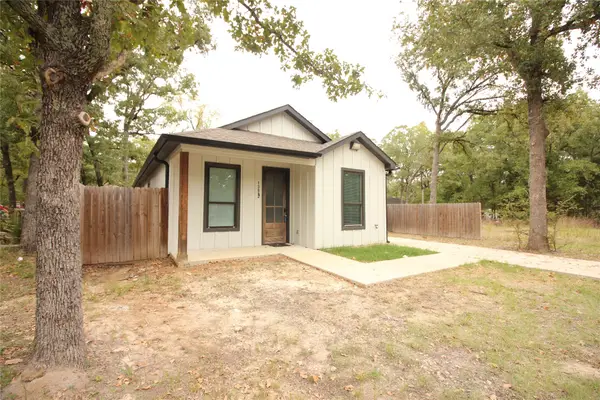 13982 E Travis, Log Cabin, TX 75148