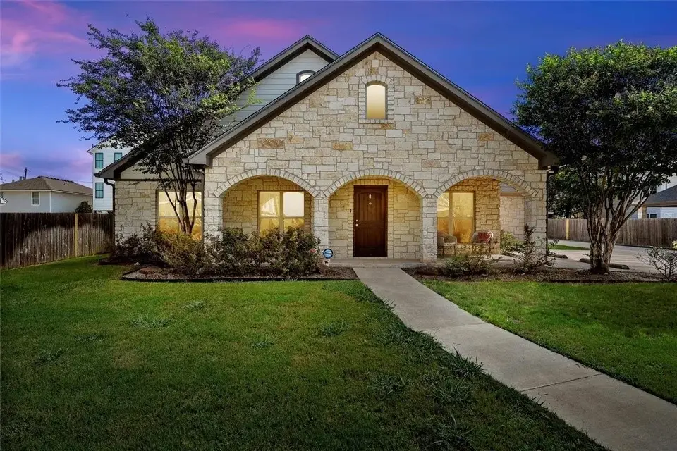 2016 11th, Waco, TX 76706 - #1