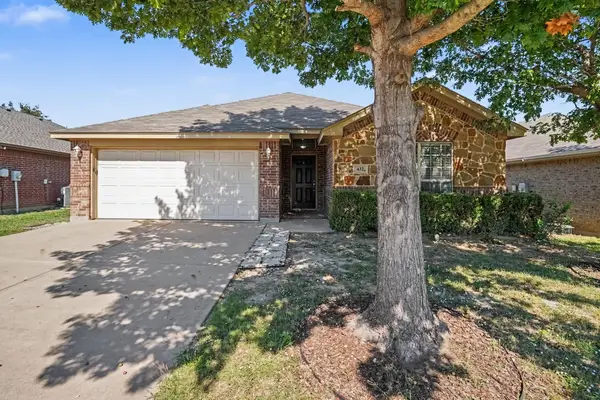 432 Prescott Lane, Fort Worth, TX 76036
