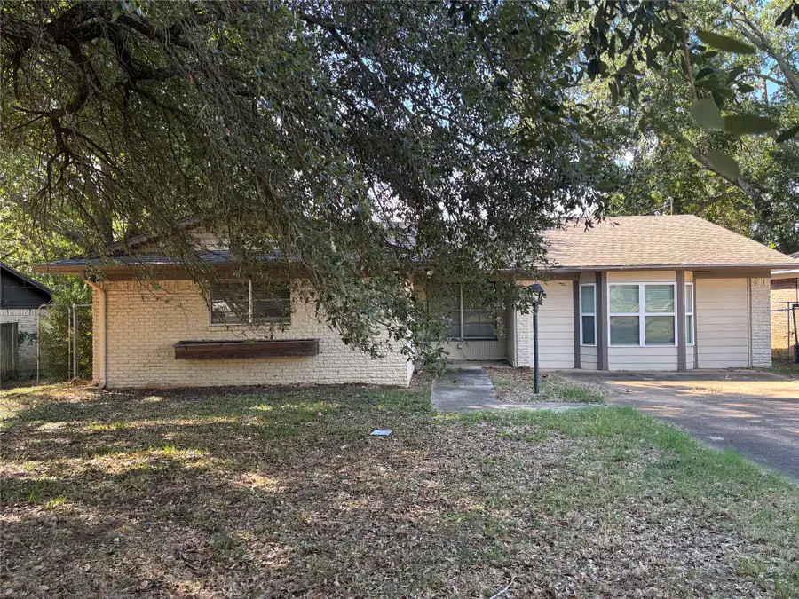 980 29th Street Se, Paris, TX 75460 - #2
