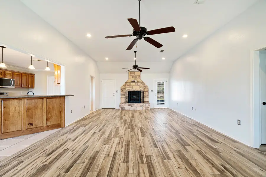 1000 Morgan Lane, Blossom, TX 75416 - #2