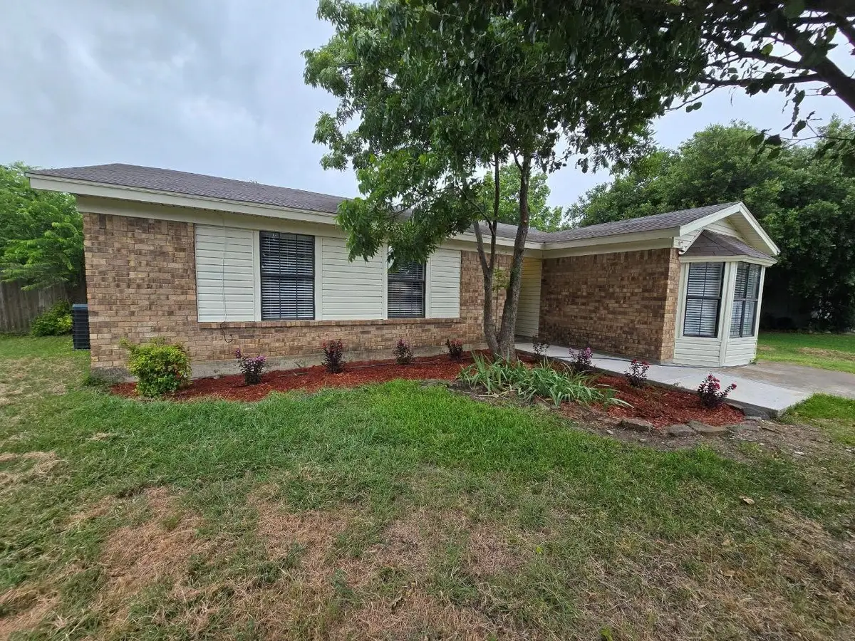 504 White Oak Lane, Burleson, TX 76028 - #1