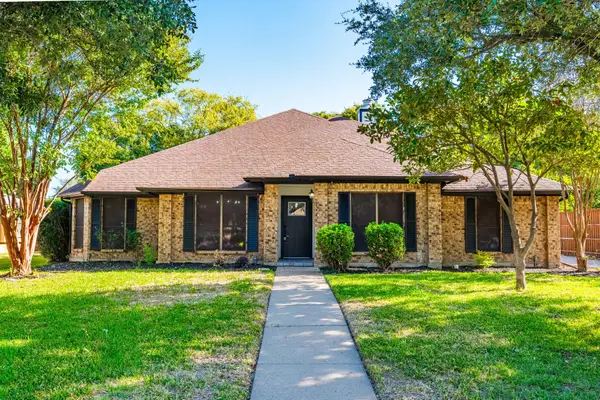 1014 Kingston Drive, Mansfield, TX 76063