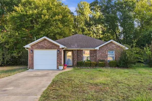 611 Therese Ct., Mt Pleasant, TX 75455