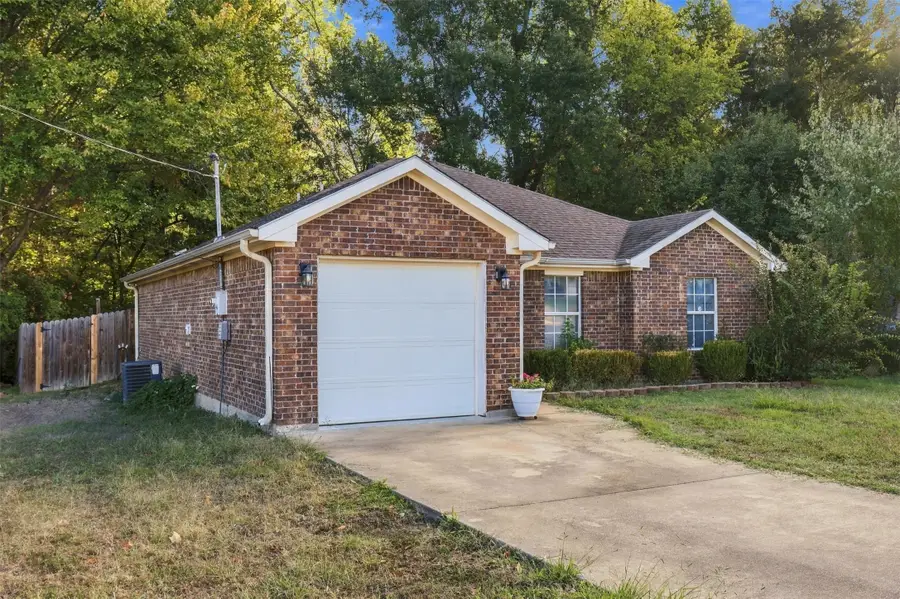 611 Therese Ct., Mount Pleasant, TX 75455 - #2