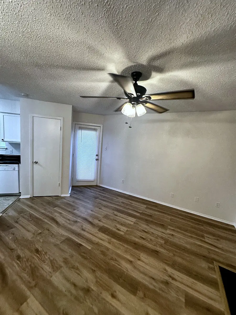 1600 Pecan Chase Circle #5, Arlington, TX 76012 - #3