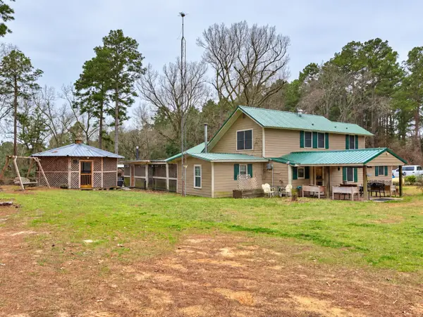 1503 An County Road 2110, Elkhart, TX 75839