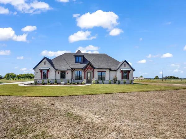 2703 Old Decatur Road, Decatur, TX 76234