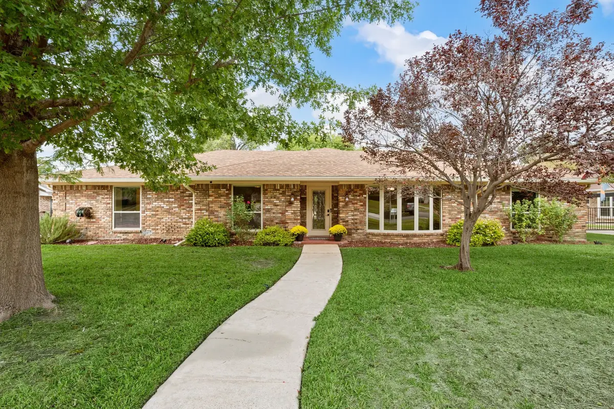 6525 Riviera Drive, North Richland Hills, TX 76180 - #1
