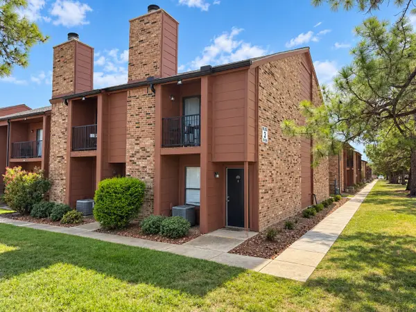 904 University Oaks Boulevard #49, College Station, TX 77840