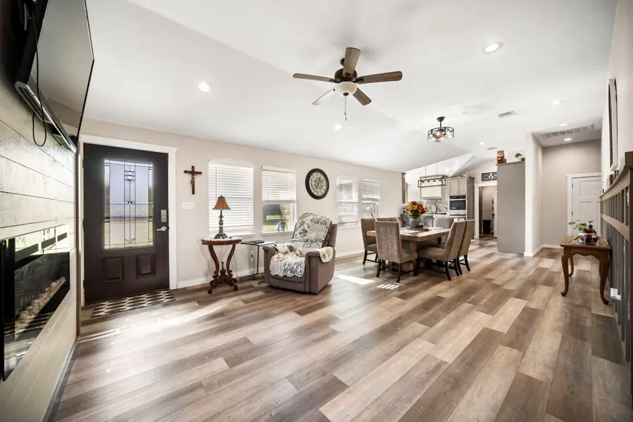 205 Newman Road, Ennis, TX 75119 - #3