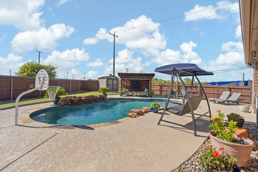 1628 Hawthorne Street, Cleburne, TX 76033 - #2