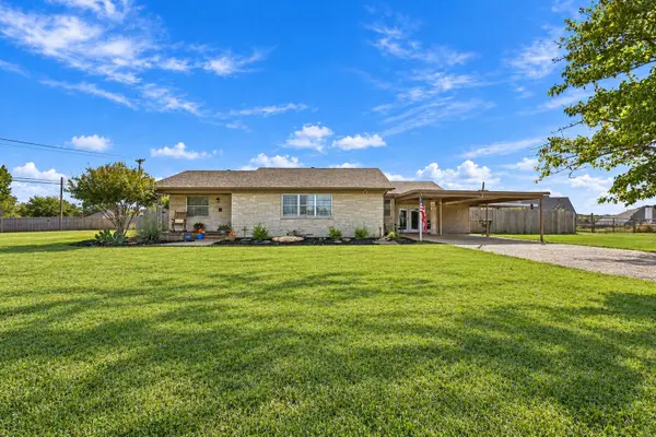 1705 Longfellow Lane, Cleburne, TX 76033