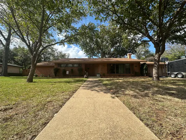 4713 Blaney Avenue, North Richland Hills, TX 76180