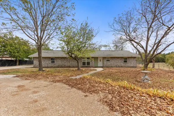 309 Concrete Street, Meridian, TX 76665