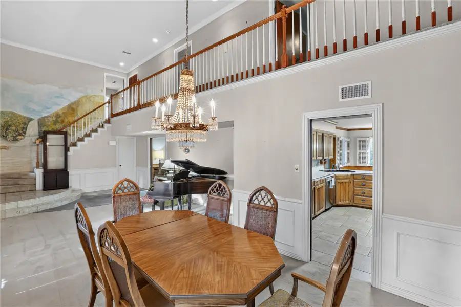 2456 Lakeview Circle, Arlington, TX 76013 - #3