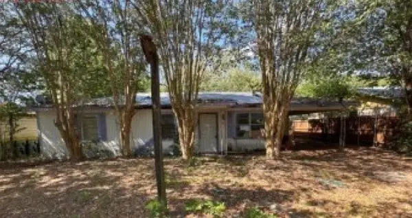 306 Church Street, Groesbeck, TX 76642